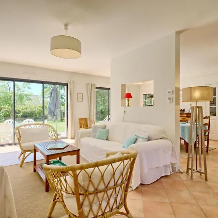 Charme De Kerfago By Interhome Holiday home Saint-Gildas-de-Rhuys